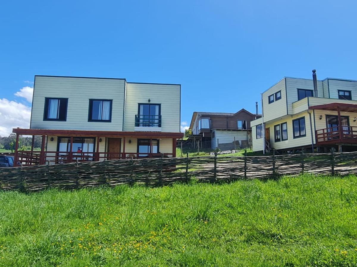 Casas Y Cumbres Del Sol